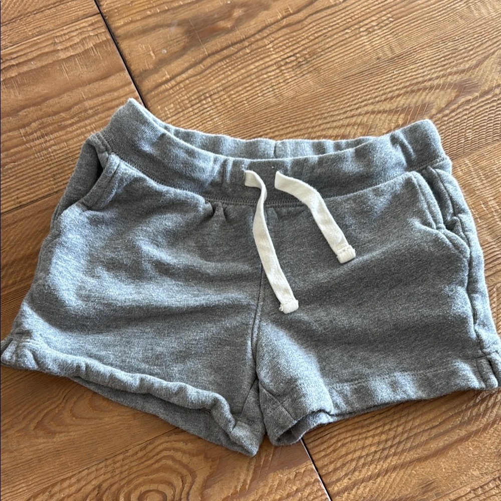 Primary Toddler Size 4/5 Gray Casual Shorts with White Drawstring